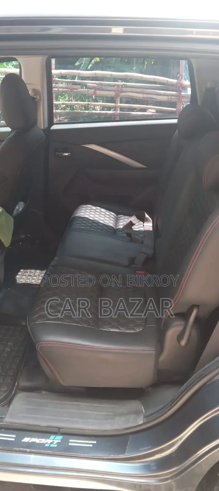 Mitsubishi Xpander Premium 2025 Gray