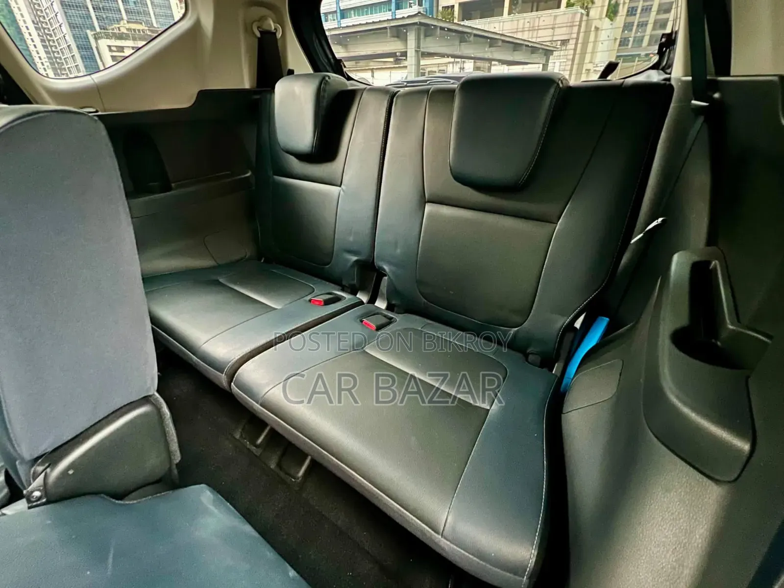 Mitsubishi Xpander Premium 2025 Gray