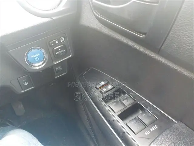 Toyota Axio 2021 Pearl