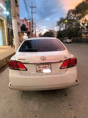 টয়োটা প্রমিও ২০১৮ পার্ল