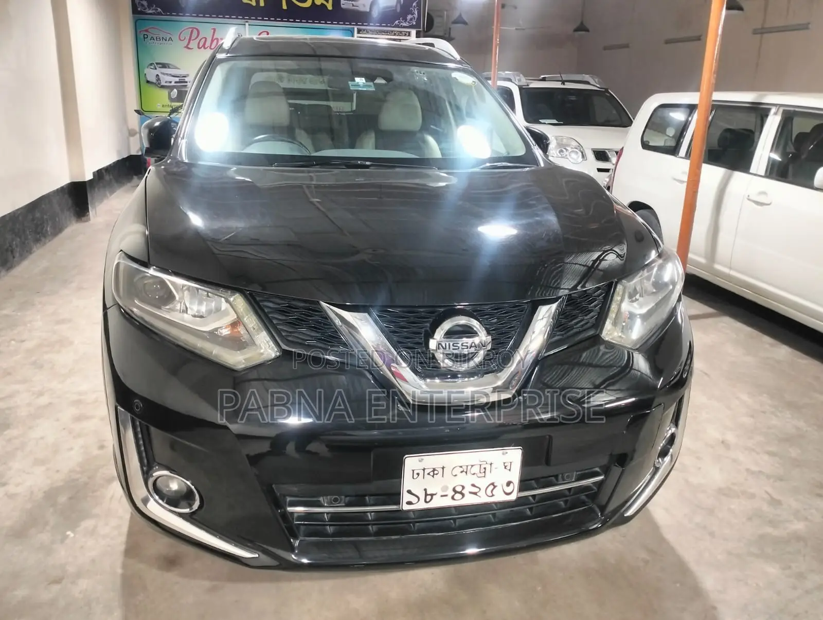 Nissan X-Trail 2.0 Hybrid FWD 2015 Black