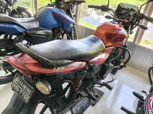Bajaj Discover 135 2012 Red