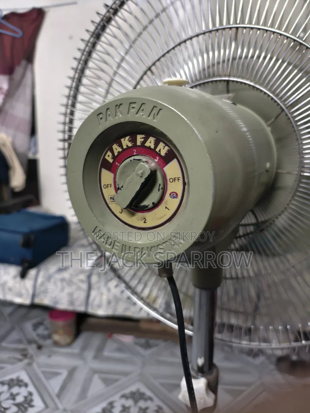 Pak Fan - Used (3.7 Years Used)