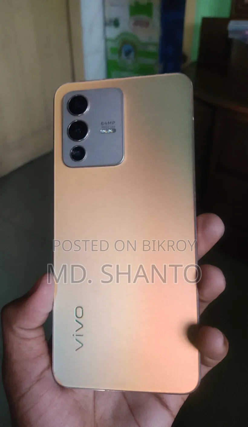 Vivo V23 256 GB Gold