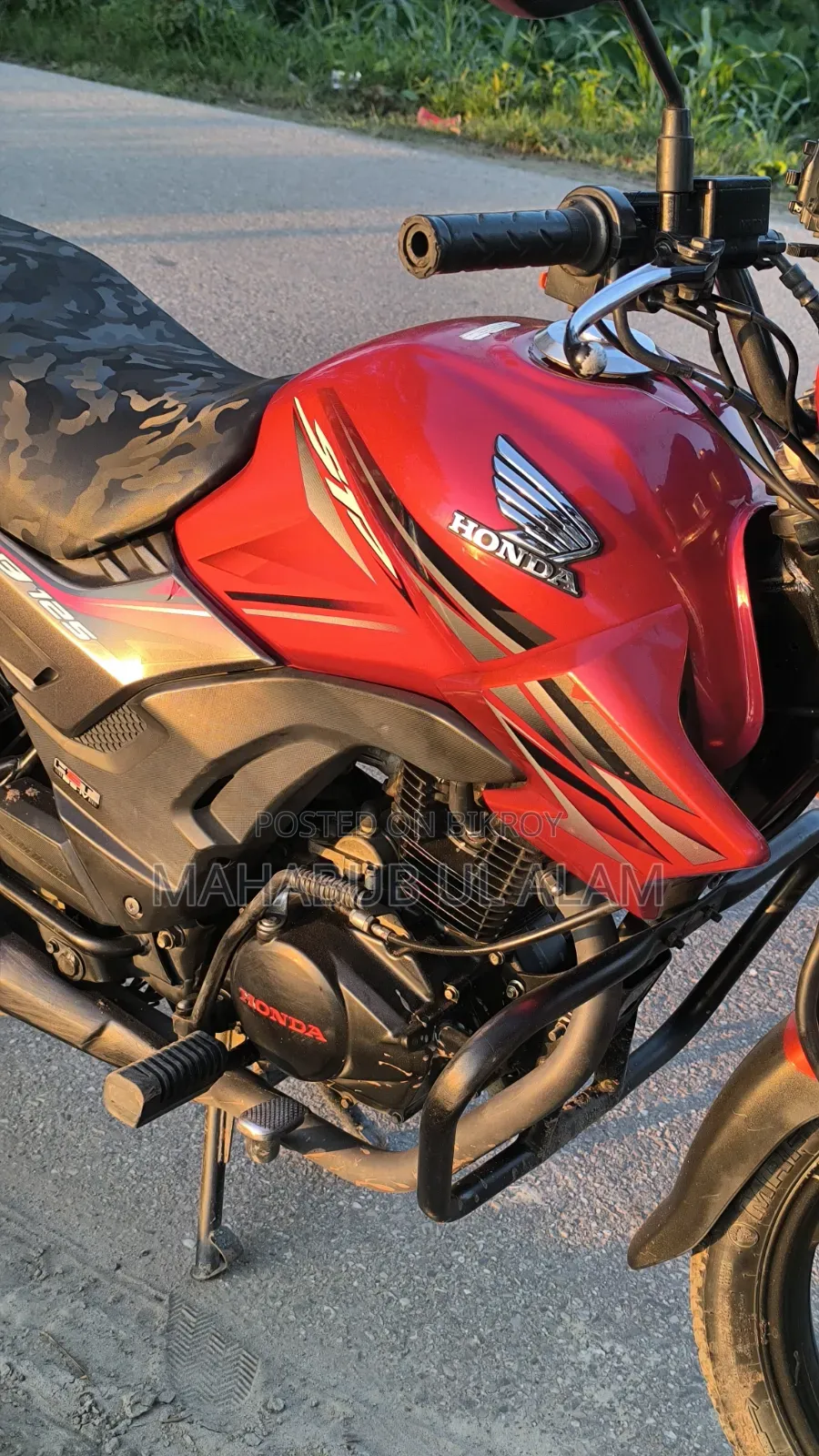 Honda CB 2022 Red