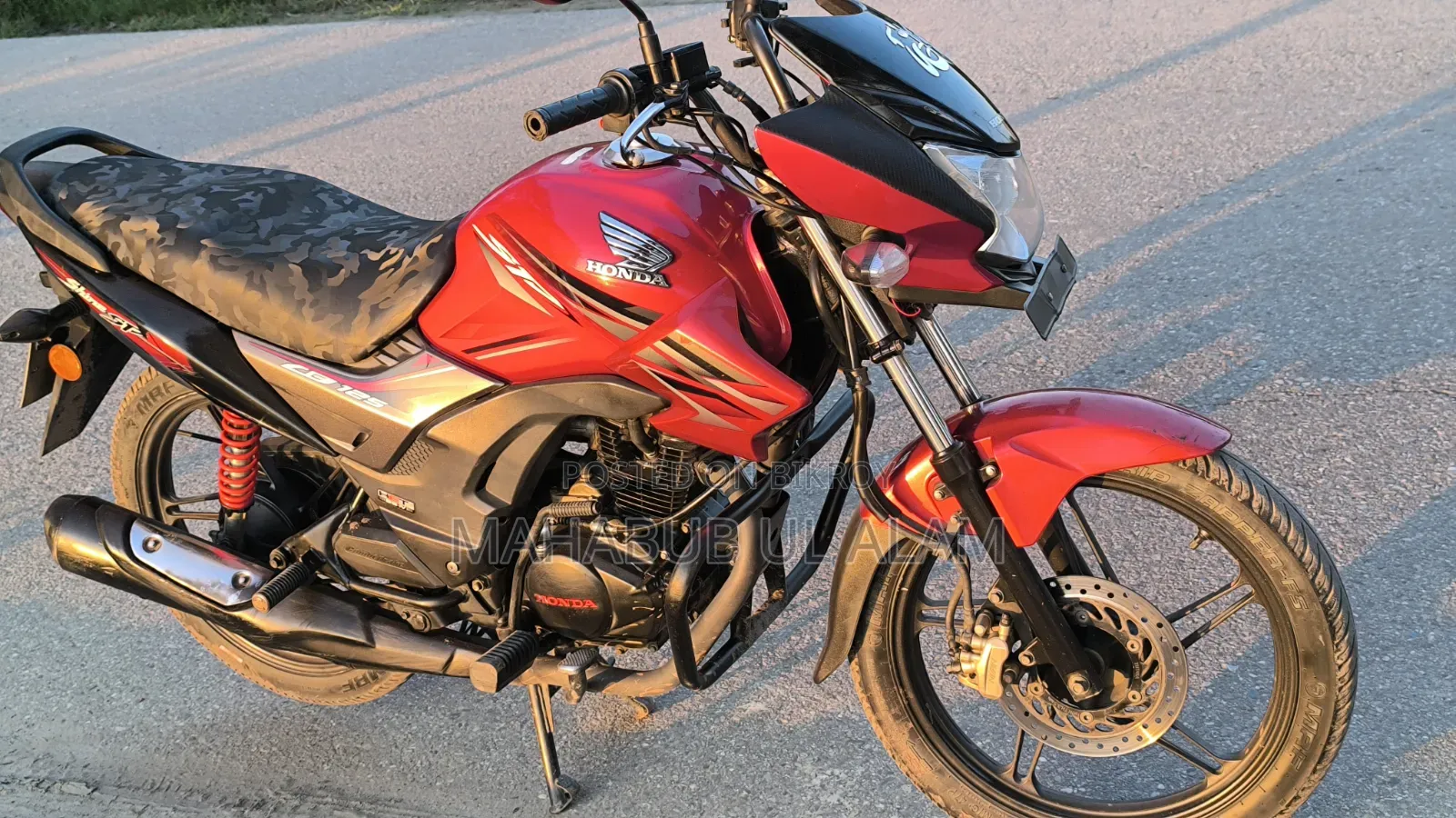 Honda CB 2022 Red