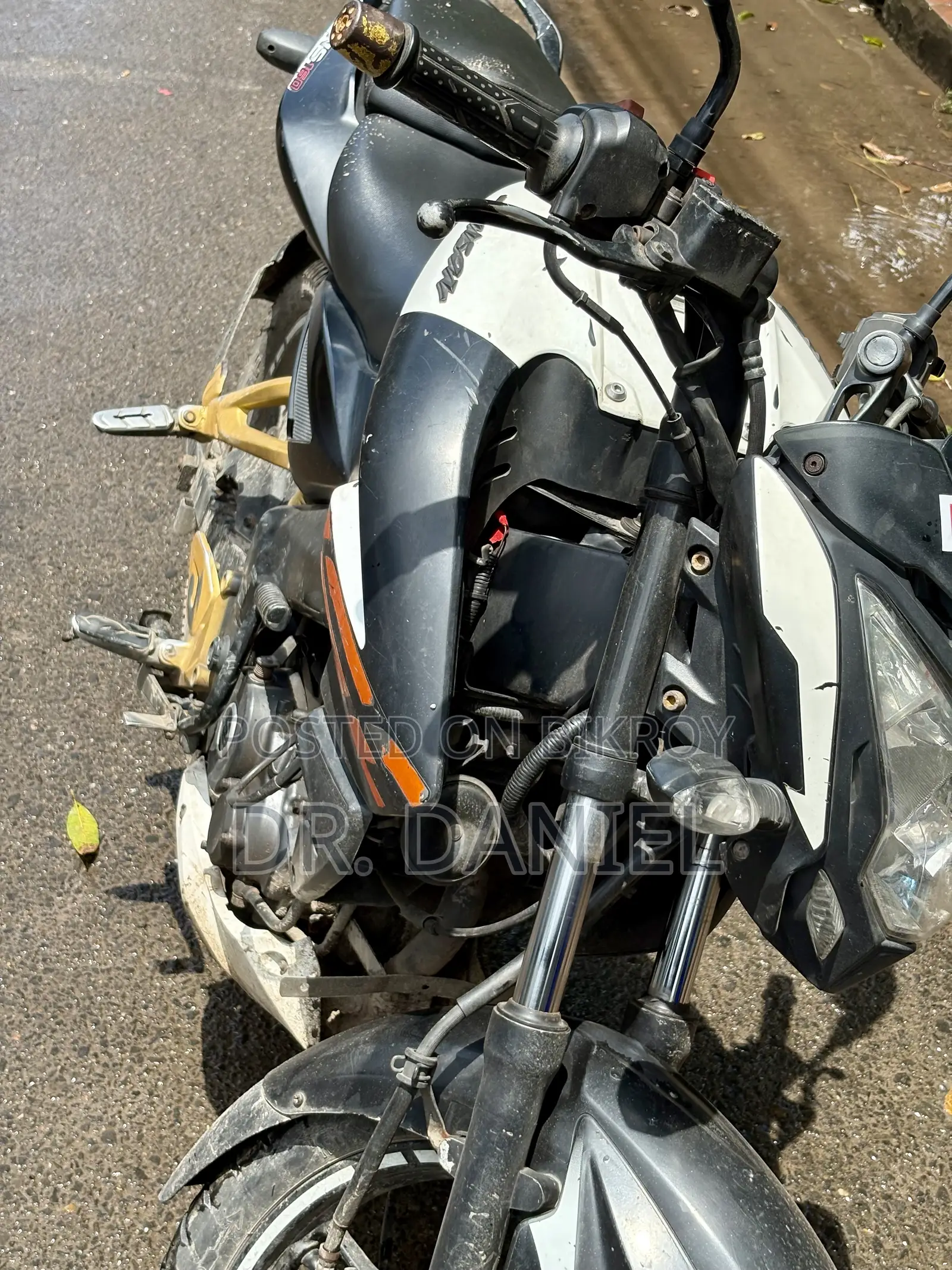 Bajaj Pulsar NS 160 2019 White