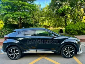 Toyota C-Hr 2017 Black