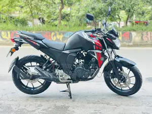 New Yamaha FZ 2025 Black