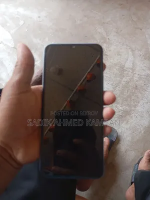 Vivo Y33s 128 GB