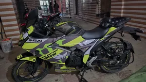 Suzuki Gixxer SF 2026 Green