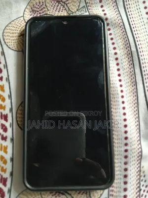 Vivo Y1s 32 GB Blue