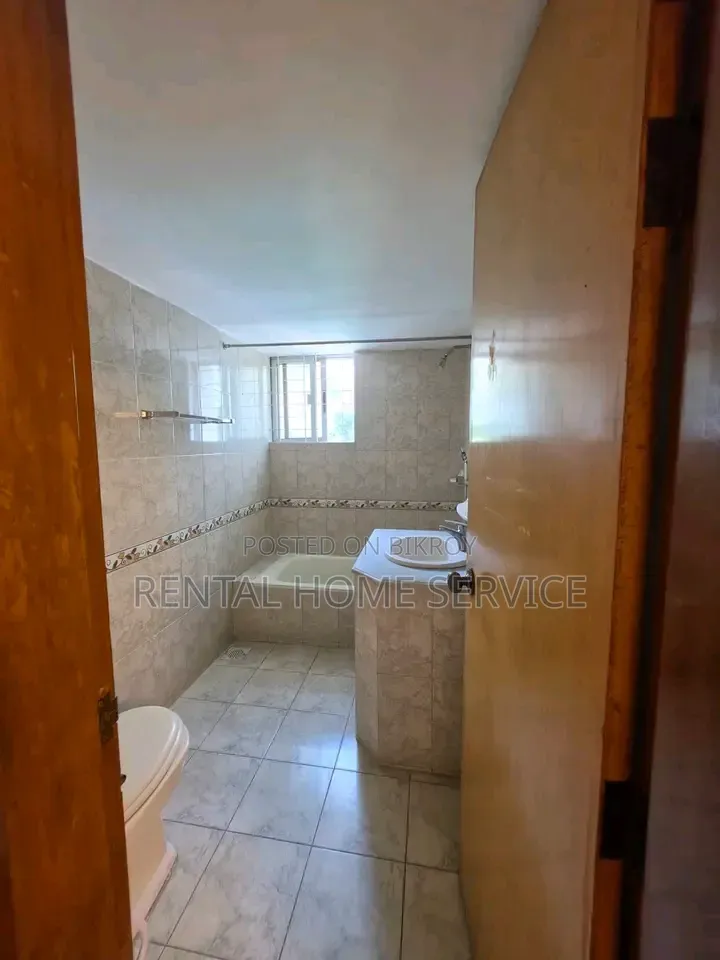 3 Bedroom Apartment in Semi Furnished for Rent