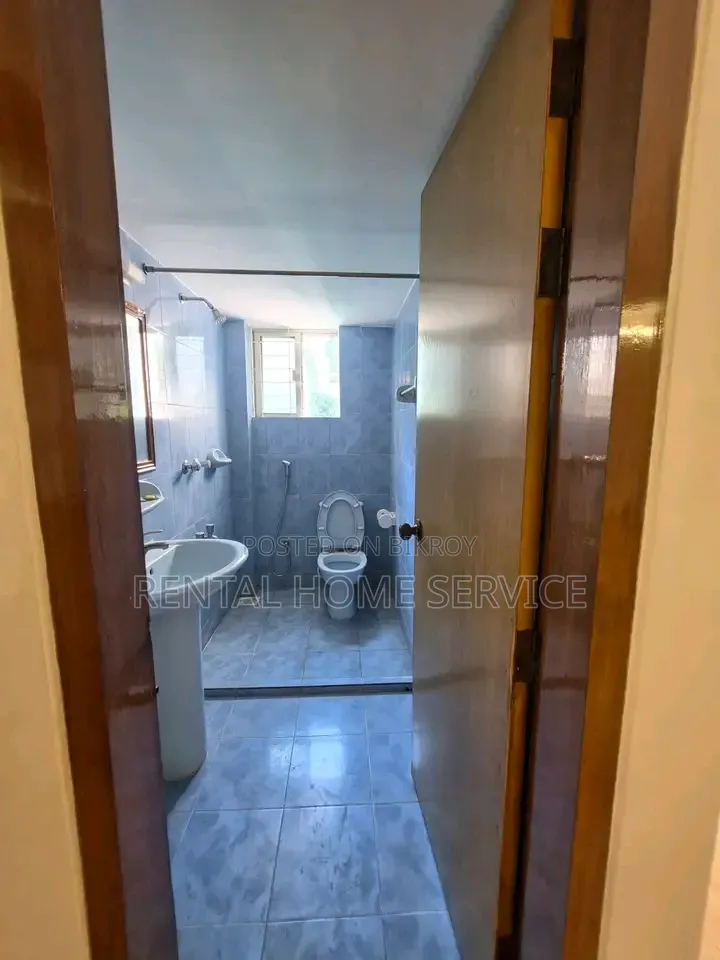 3 Bedroom Apartment in Semi Furnished for Rent