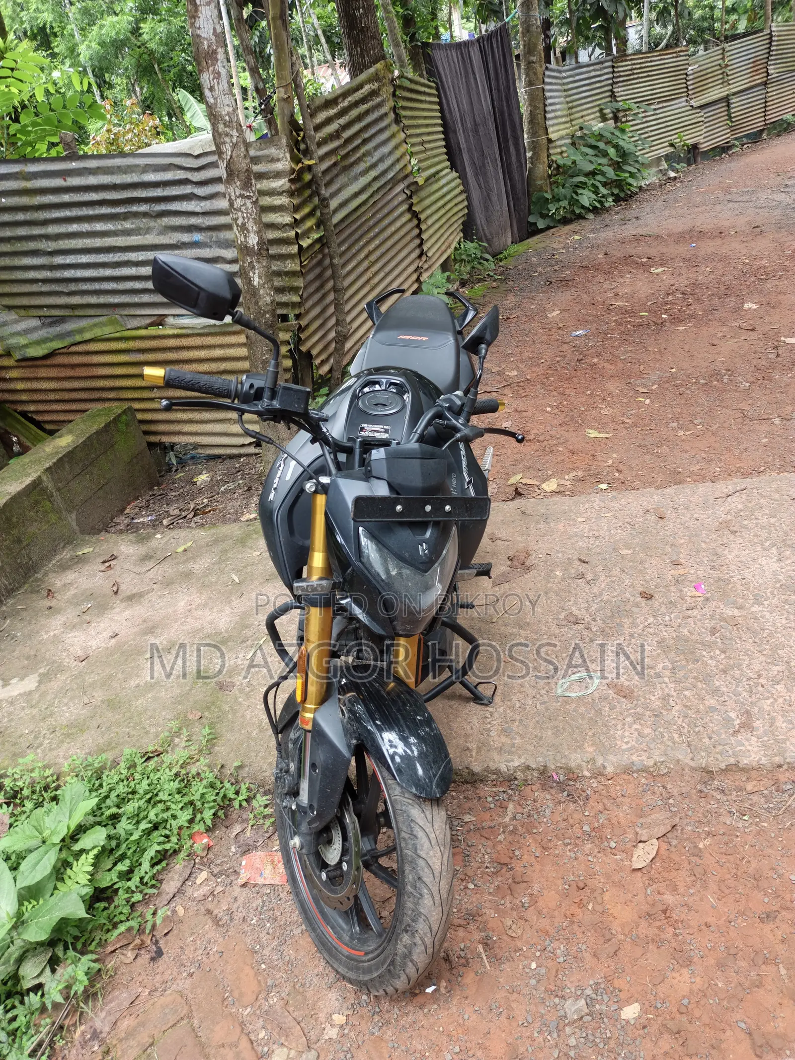 হিরো এক্সট্রিম ১৬০আর ৪ভি ২০২৫ কালো