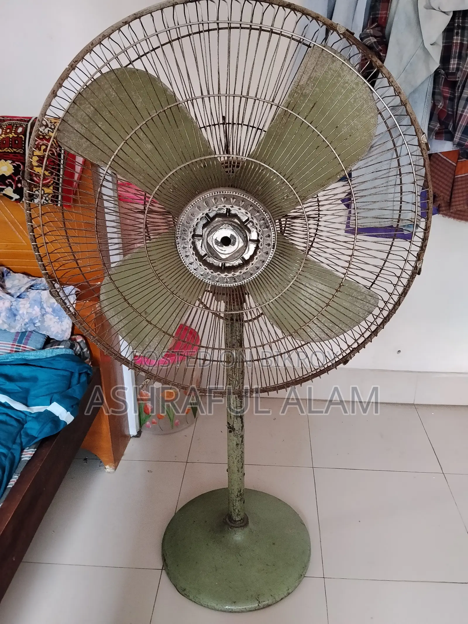 GFC Stand Fan (26 inch)