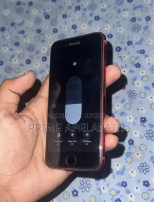 Apple iPhone SE (2020) 128 GB Red