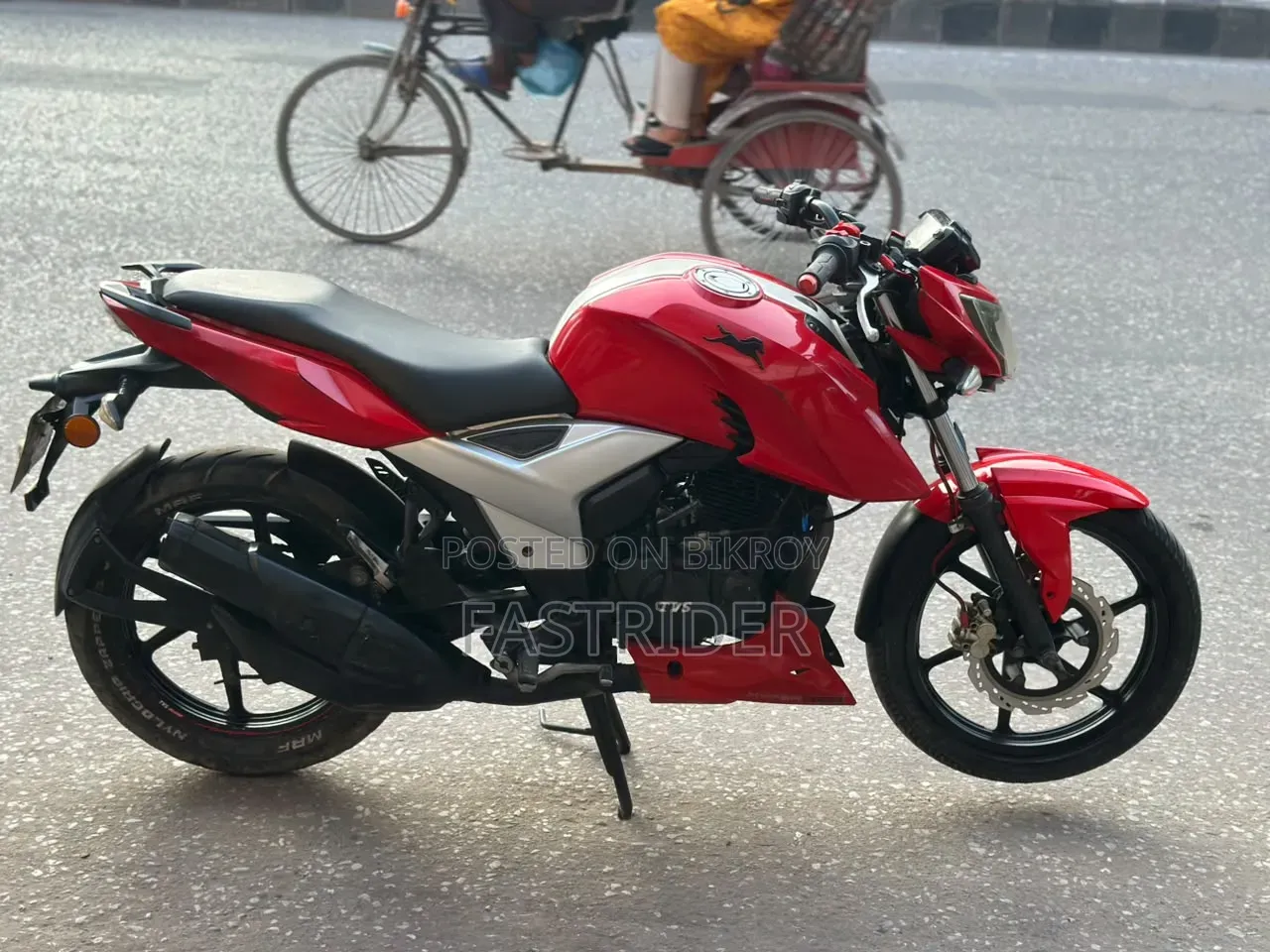 TVS Apache 160 4V 2019 Red