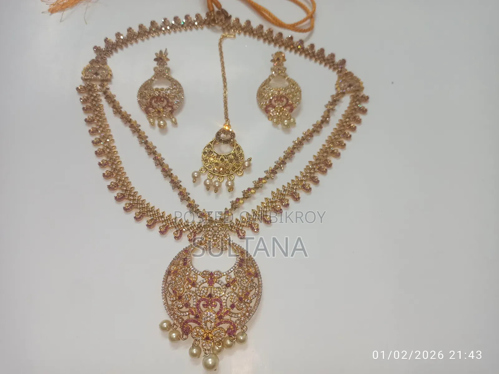 মাত্র ১ বার ব্যবহৃত ব্রাইডাল জুয়েলারি