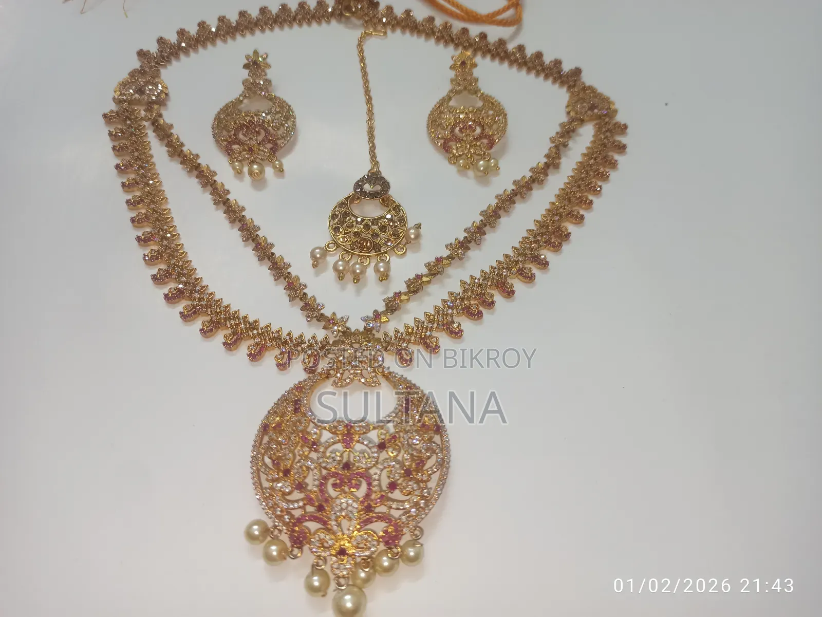 মাত্র ১ বার ব্যবহৃত ব্রাইডাল জুয়েলারি