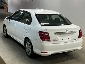 Toyota Axio 2021 White