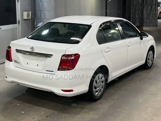 Toyota Axio 2021 White