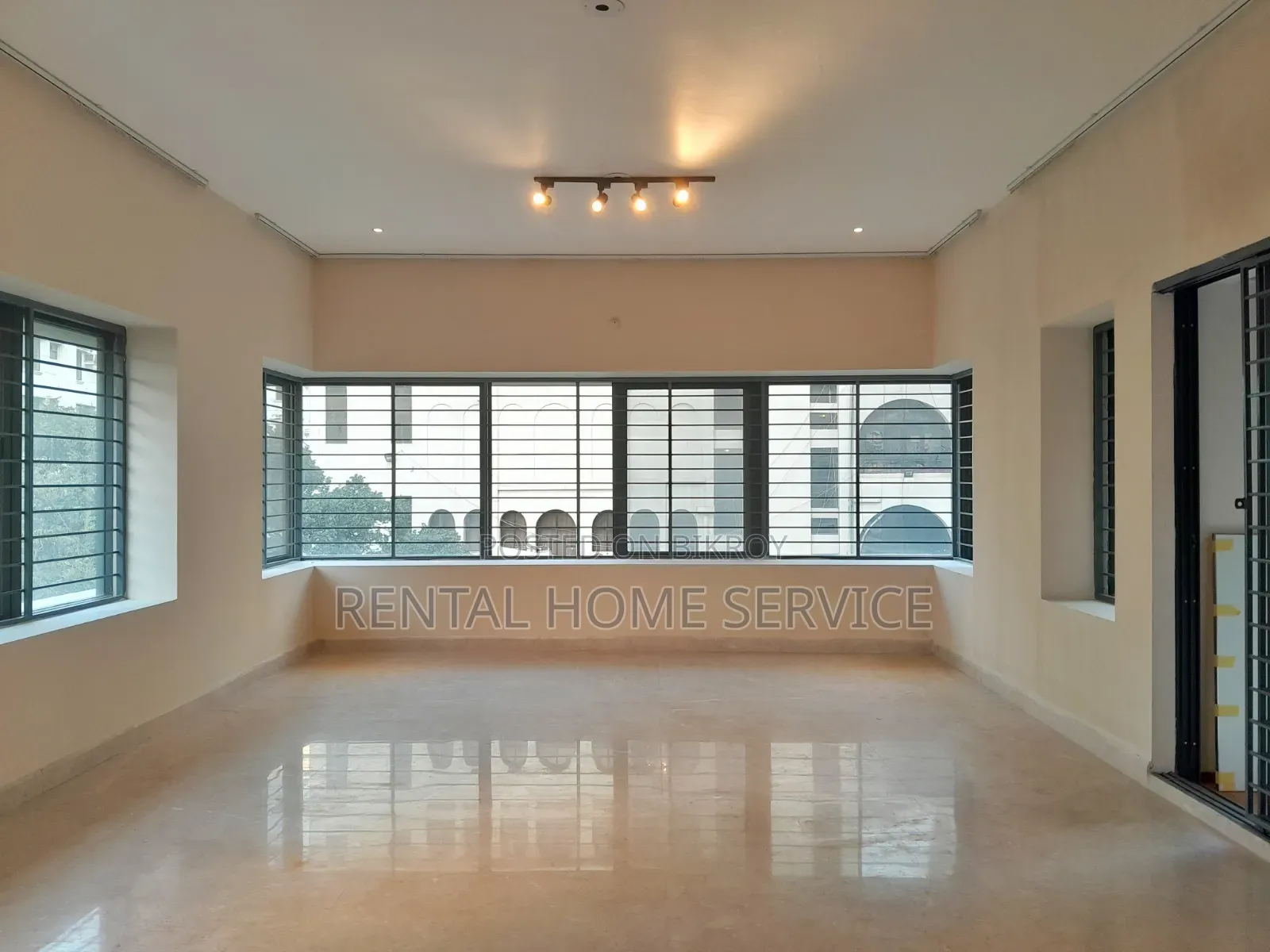 4-Bedroom Apartment in Semi-Furnished for Rent