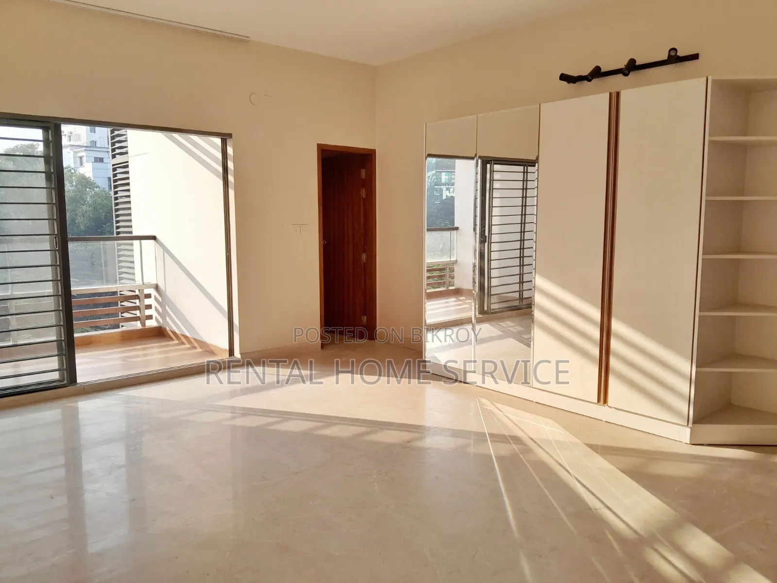 4-Bedroom Apartment in Semi-Furnished for Rent