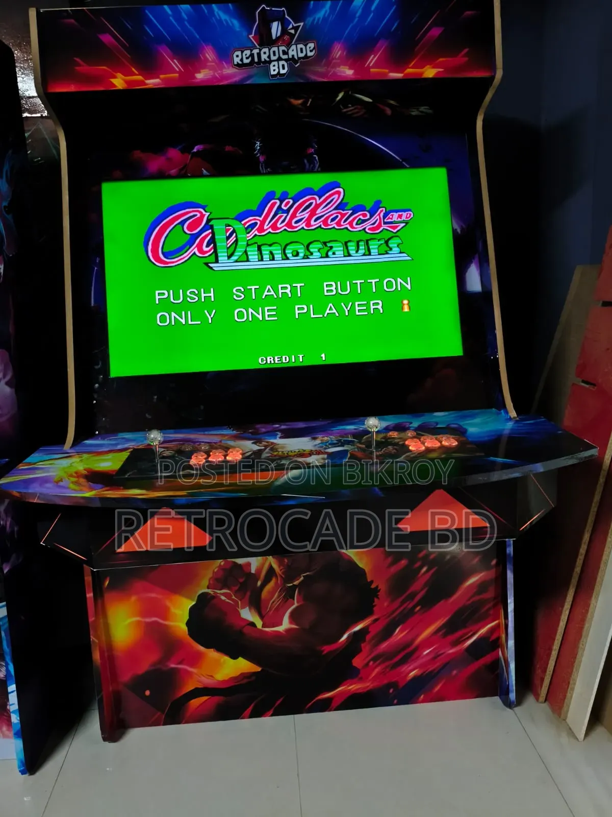 Brand New Custom Retro Arcade Machine Cabinet. With 32000 Games