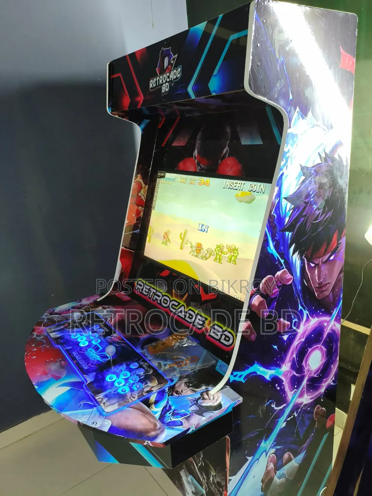 Brand New Custom Retro Arcade Machine Cabinet. With 32000 Games