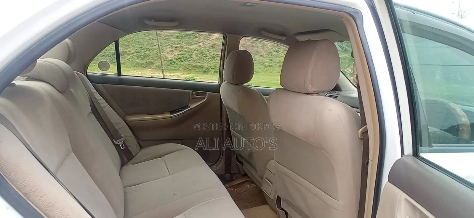 Toyota Corolla 2006 White