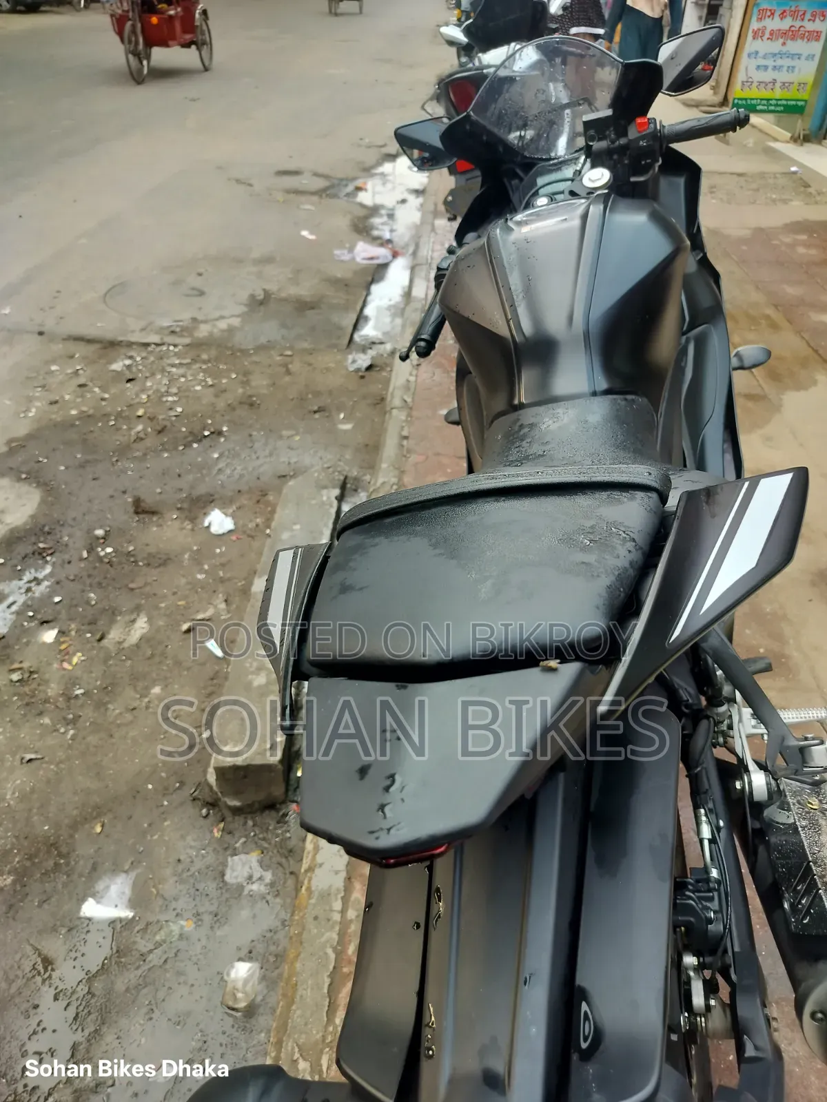 Yamaha R1 2023 Black