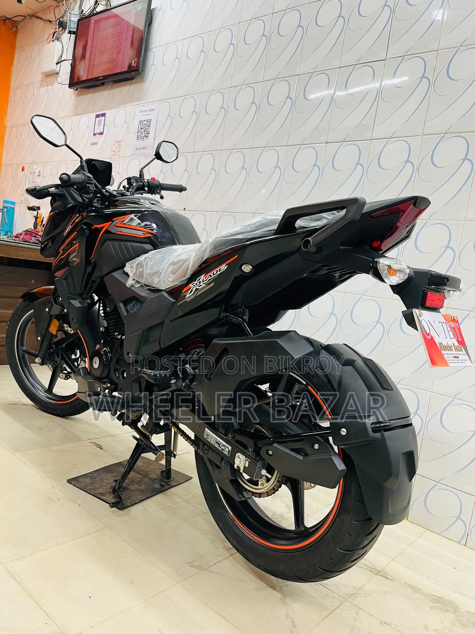 হোন্ডা এক্স-ব্লেড ১৬০ ২০২৬ কালো