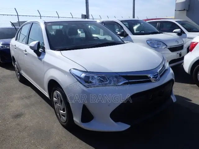 Toyota Axio 2021 White
