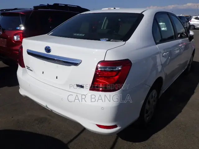 Toyota Axio 2021 White