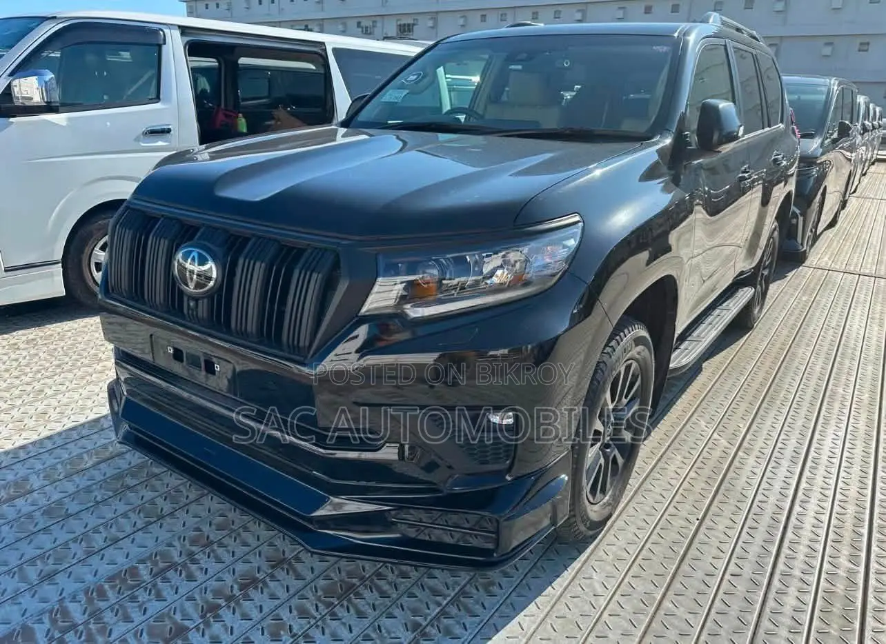New Toyota Land Cruiser Prado 2.7 2021 Black