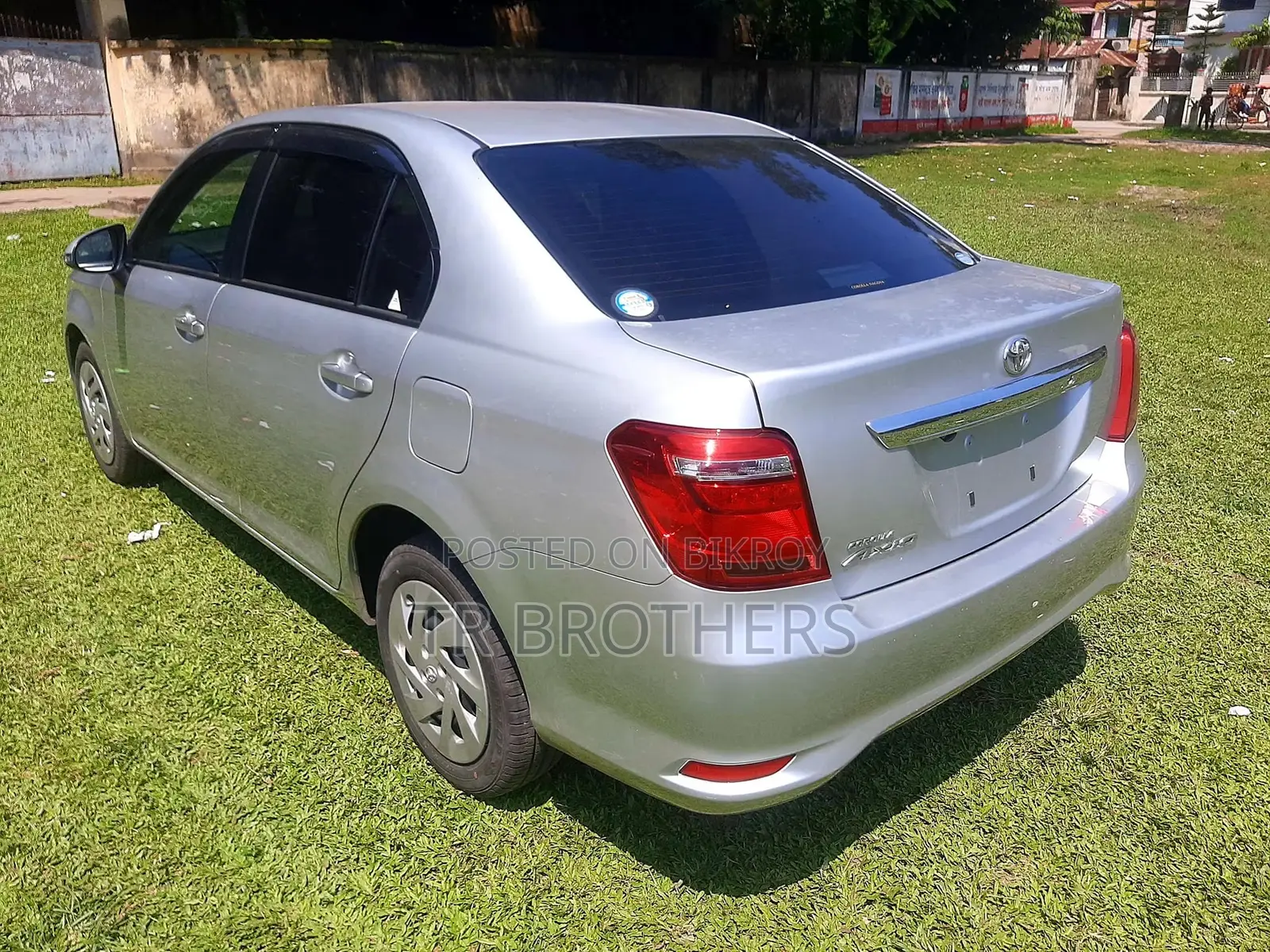 New Toyota Axio 1.3 X Two-Wheel Drive 2019 Silver
