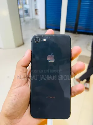 অ্যাপল আইফোন ৮ ২৫৬ জিবি হোয়াইট
