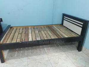 জাহাজের খাট ৪ ফিট ৭ ফিট