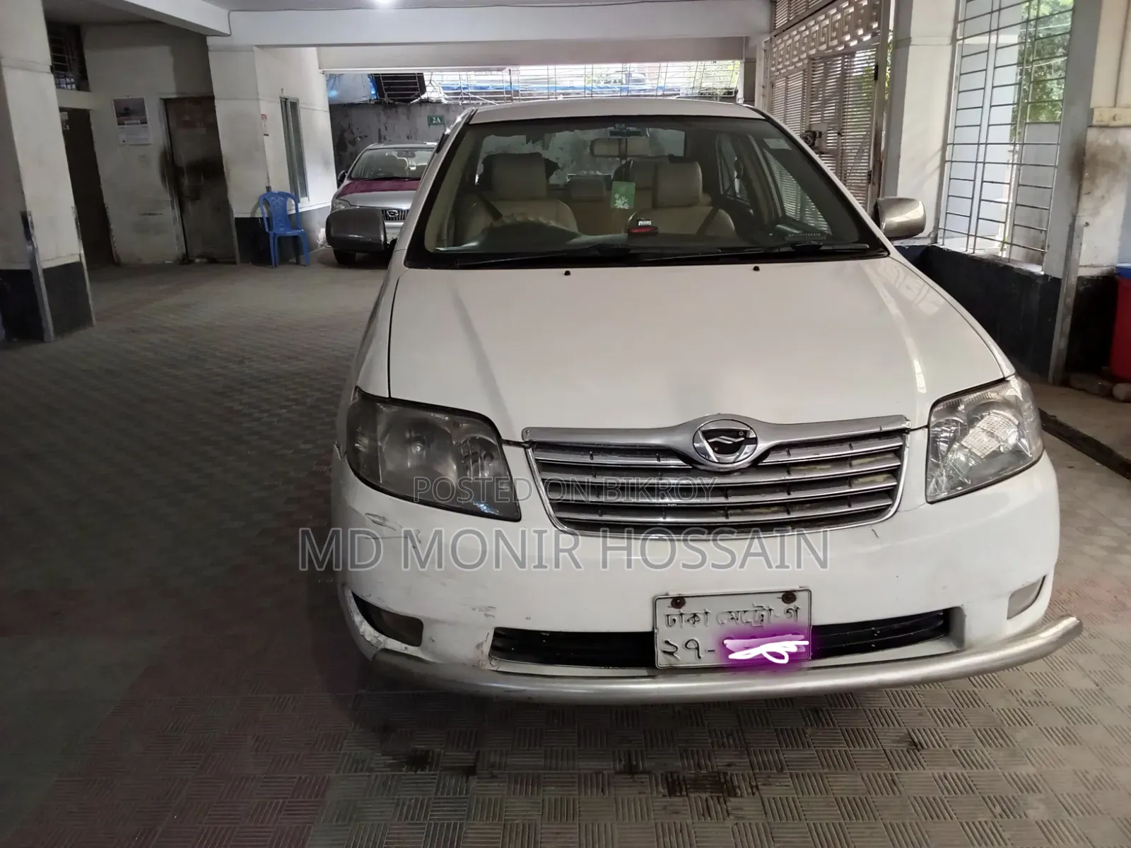 Toyota Corolla 2004 White