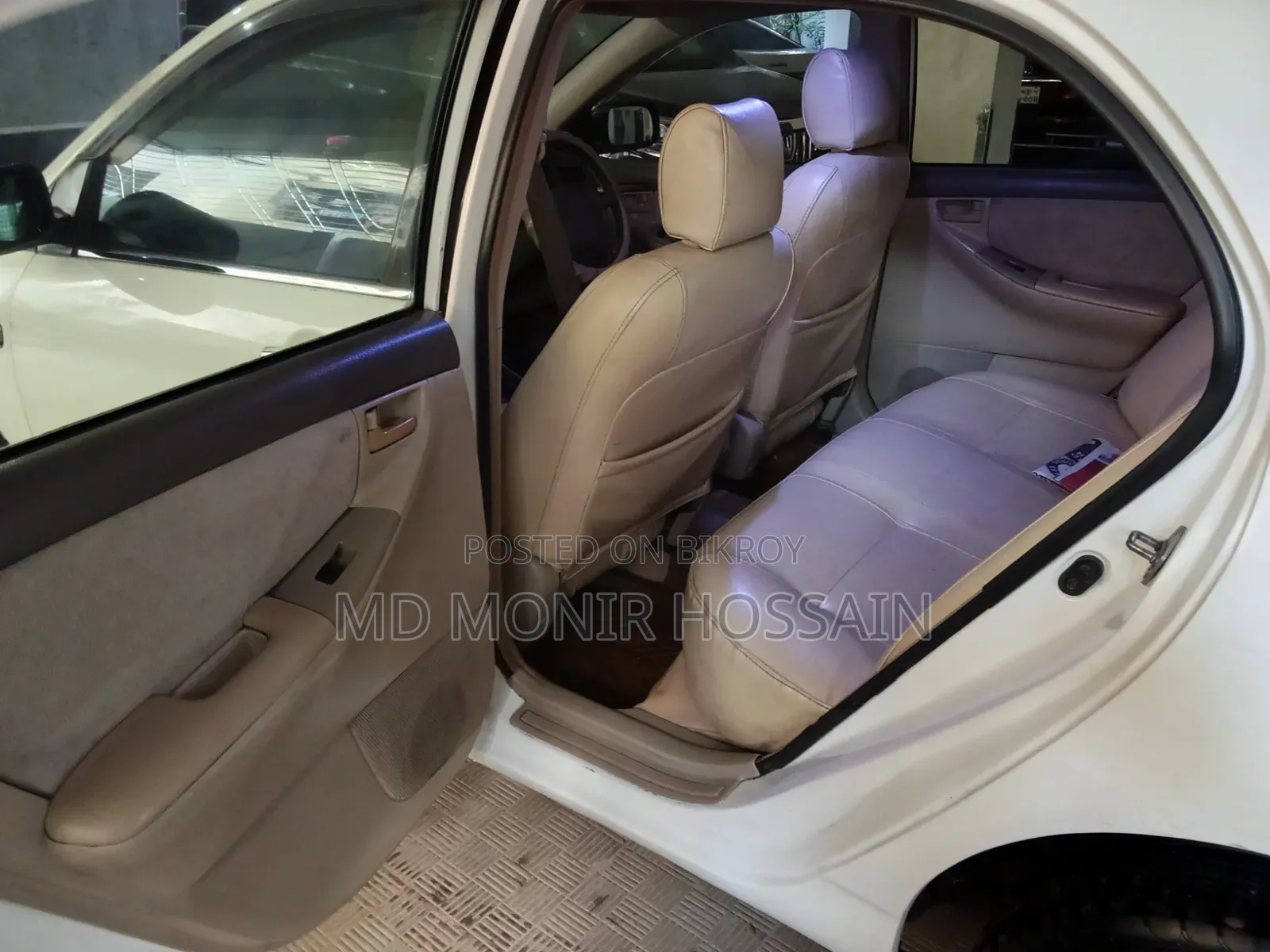 Toyota Corolla 2004 White