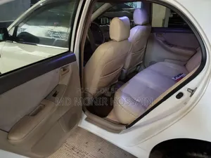Toyota Corolla 2004 White