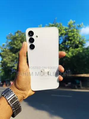 নতুন স্যামসাং গ্যালাক্সি এ১৫ ৫জি ২৫৬ জিবি সাদা