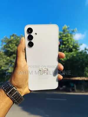 নতুন স্যামসাং গ্যালাক্সি এ১৫ ৫জি ২৫৬ জিবি সাদা