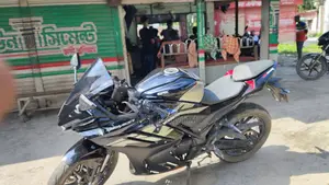 জিপিক্স জিআর২০০আর ডাকারসা২ ২০২৫ ব্ল্যাক