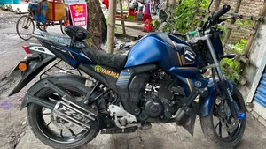 ইয়ামাহা এফজেড ২০২৩ নীল