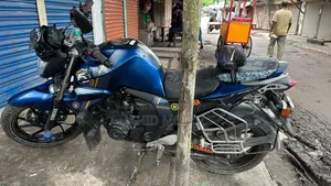 ইয়ামাহা এফজেড ২০২৩ নীল