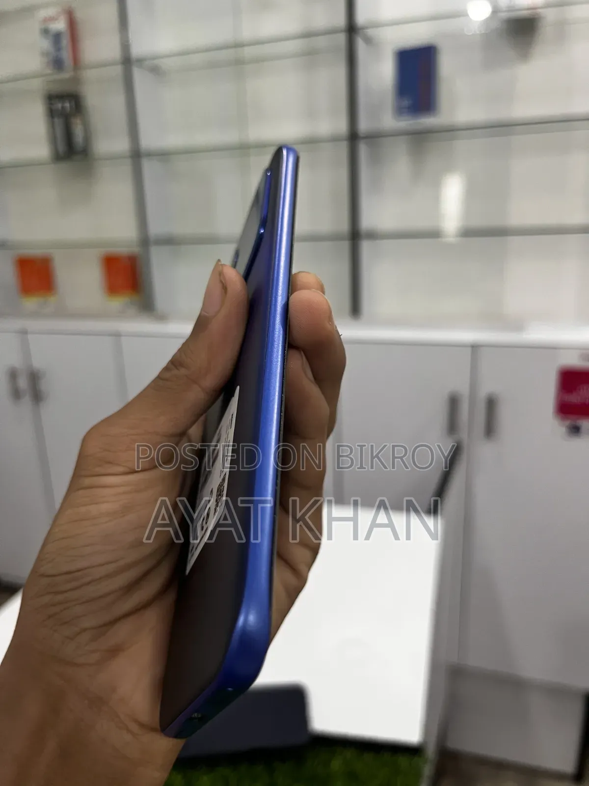 ইনফিনিক্স নোট এজ ১২৮ জিবি নীল
