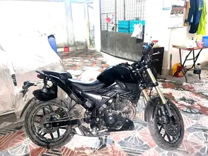 রানার বোল্ট ১৬৫আর ২০২৩ কালো
