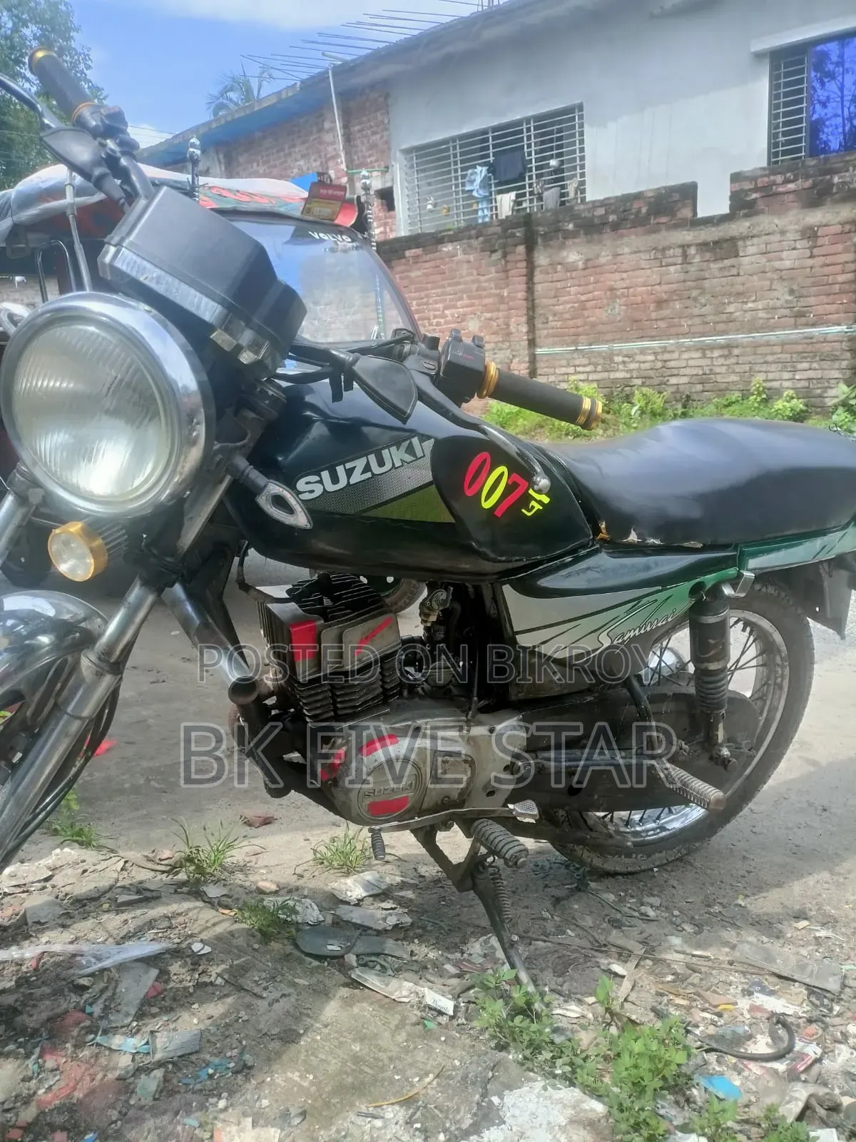 Suzuki 1993 Green